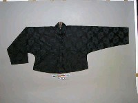 藏品(黑色對襟女外套)的圖片